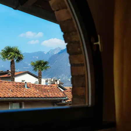 La Casetta Di Riva - Cozy In Lakeside Village Apartment *